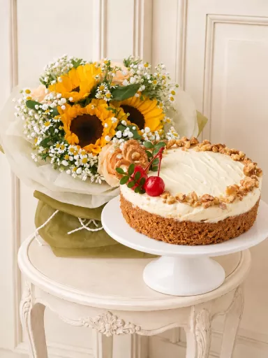 WALNUT CARROT CAKE + SUNSHINE WISHES  | 核桃紅蘿蔔蛋糕 + 陽光暖意