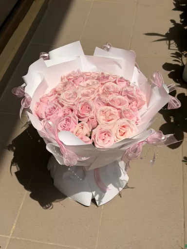 Pink Velvet Signature Bouquet(33) （Fresh Flower)
