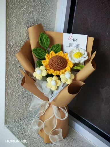 Crochet Sunflower Bouquet